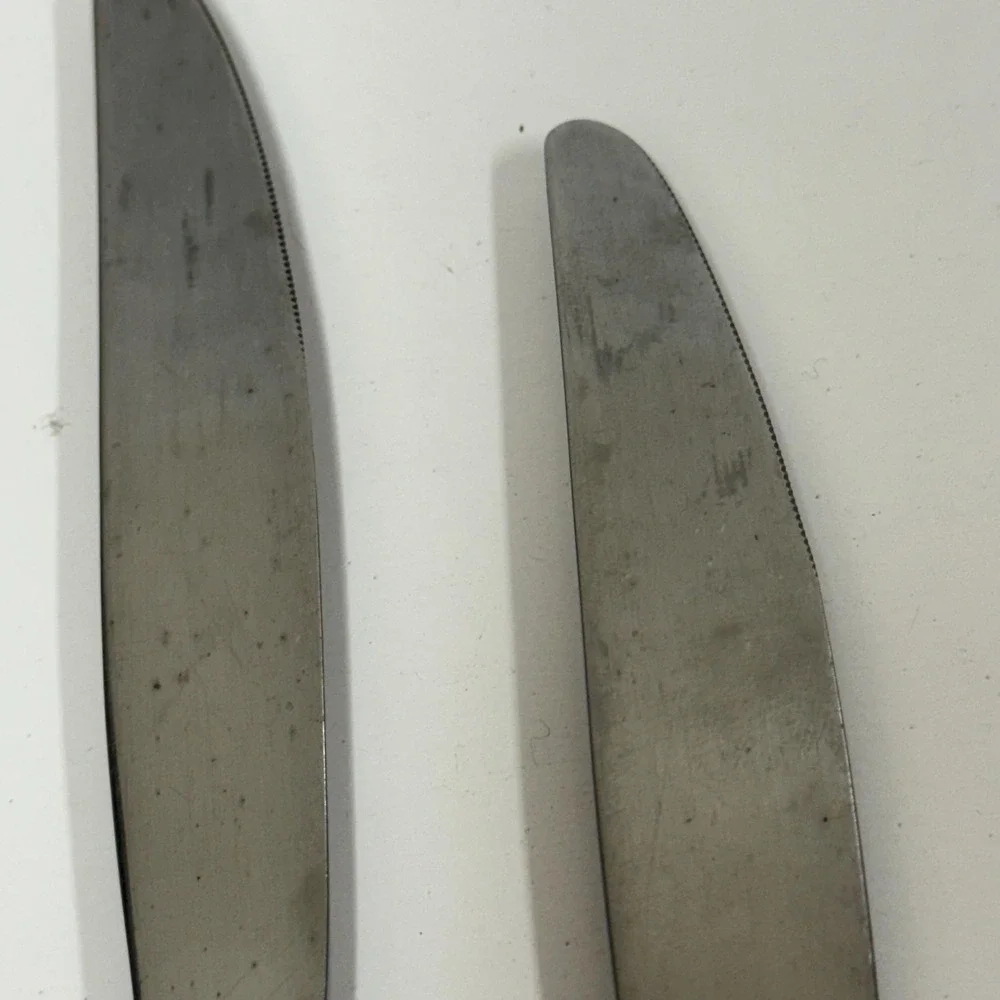 Vintage Applique Oneida Knives- 3 ornate